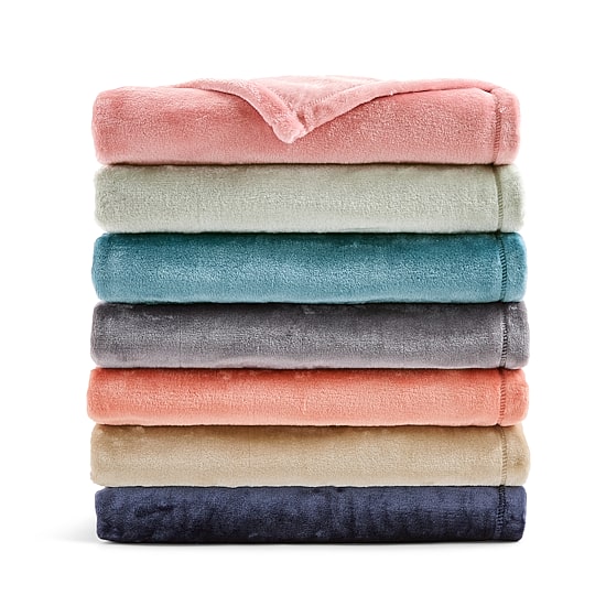 Home Expressions Velvet Plush Solid Throw