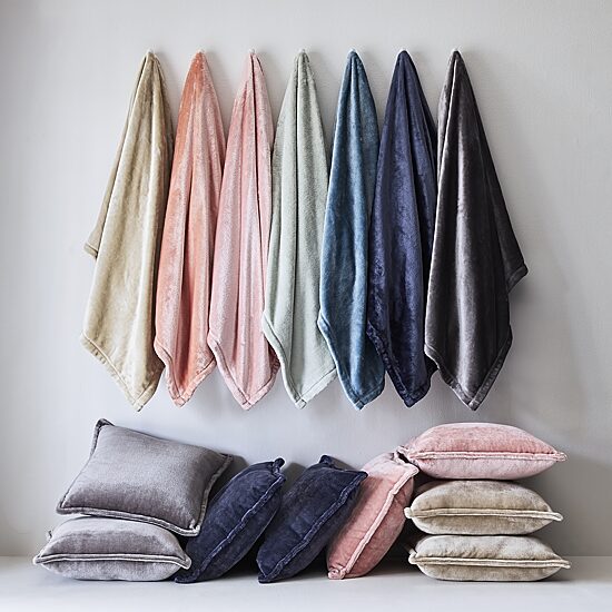 Home Expressions Velvet Plush Solid Throw