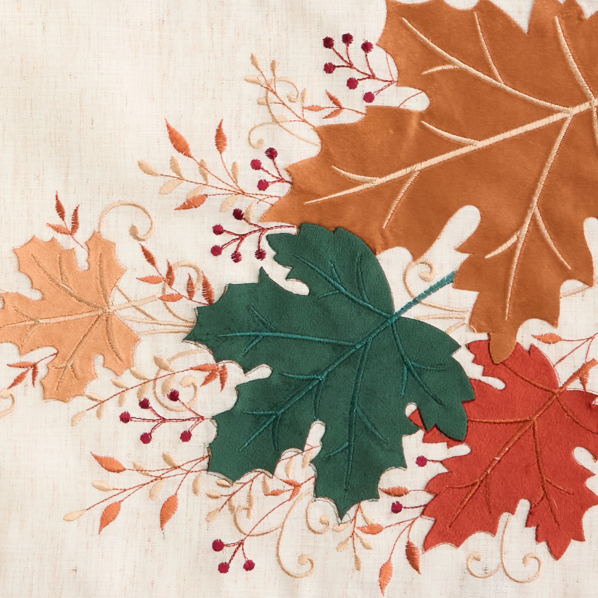 Homeweare Harvest Velvet Leaf Ruby Runner