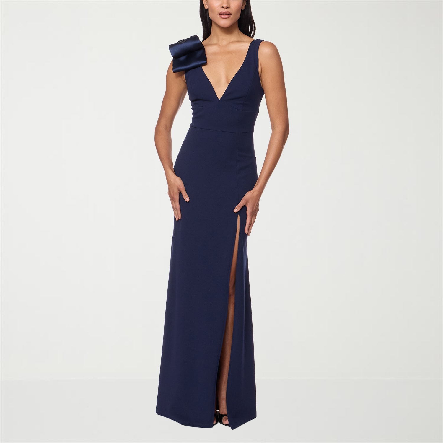 Premier Amour Womens V Neck Sleeveless Evening Gown