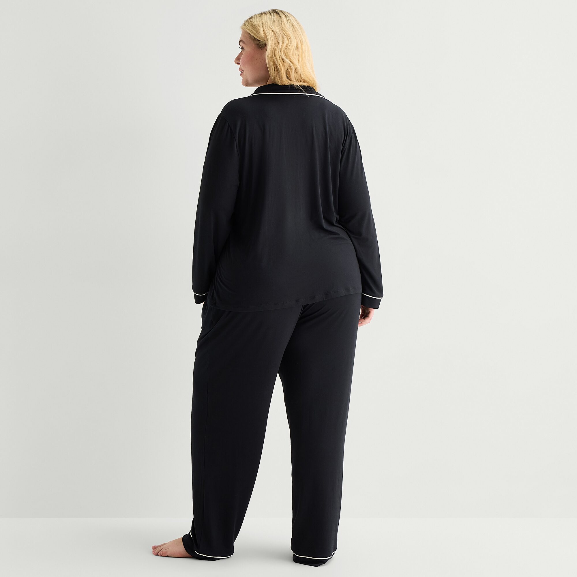 Ambrielle Womens V-Neck Long Sleeve 2-pc. Plus Pajama Set