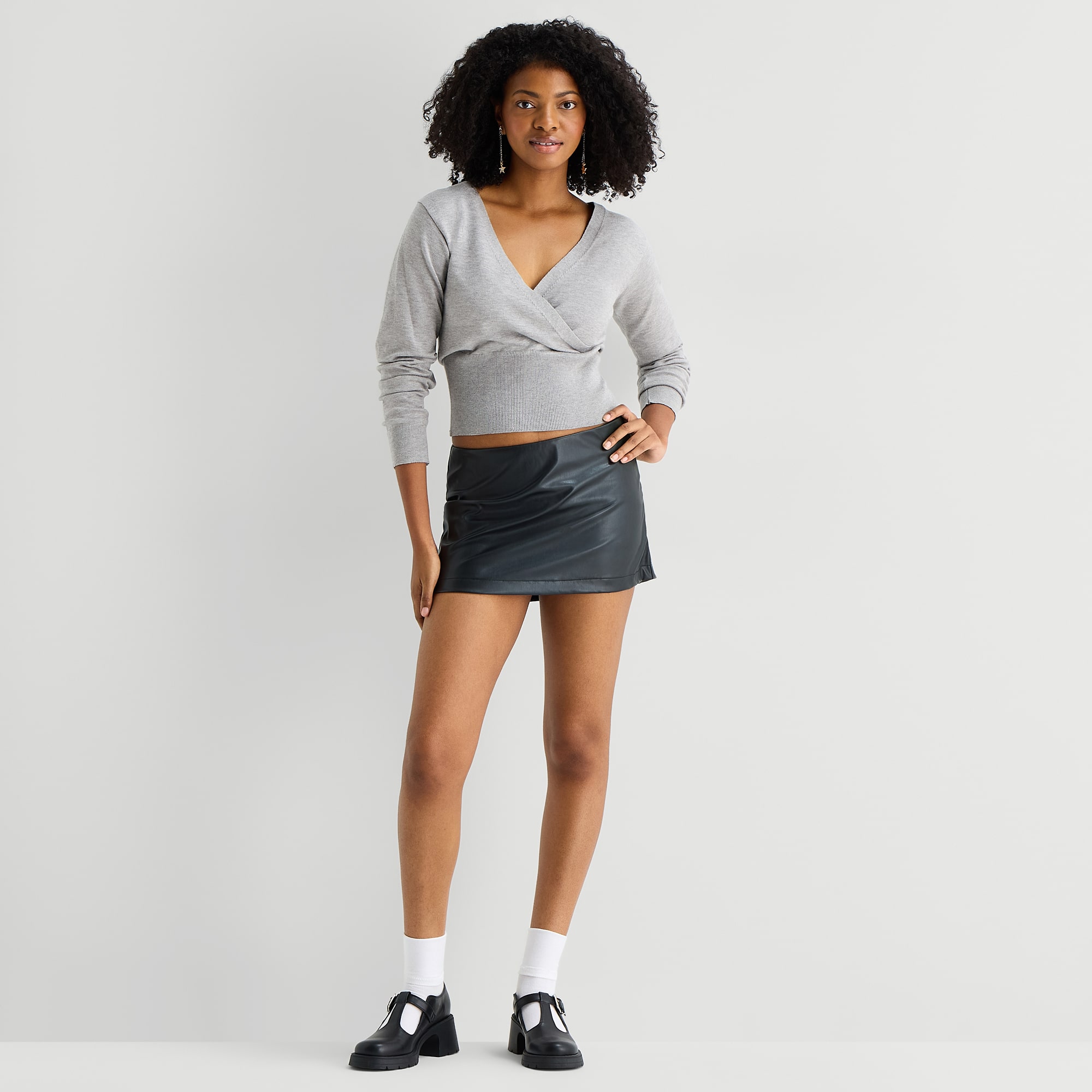 Forever 21 Womens Juniors Low Rise Mini Faux Leather A-Line Skirt