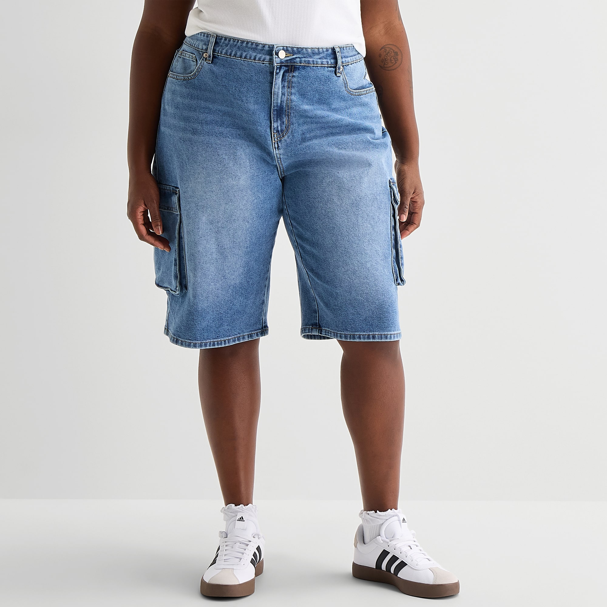 Forever 21 Womens Juniors Plus Cargo Short