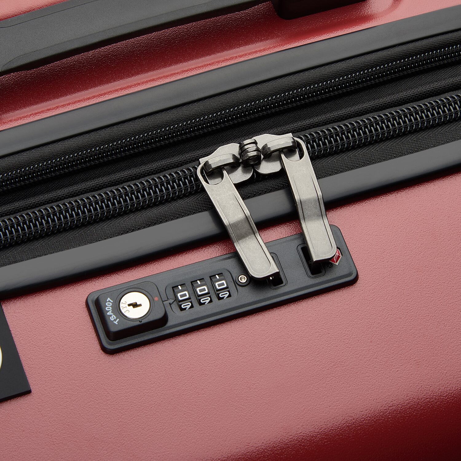 Jeep Trunk 28 Inch Hardside Expandable Checked Spinner Luggage