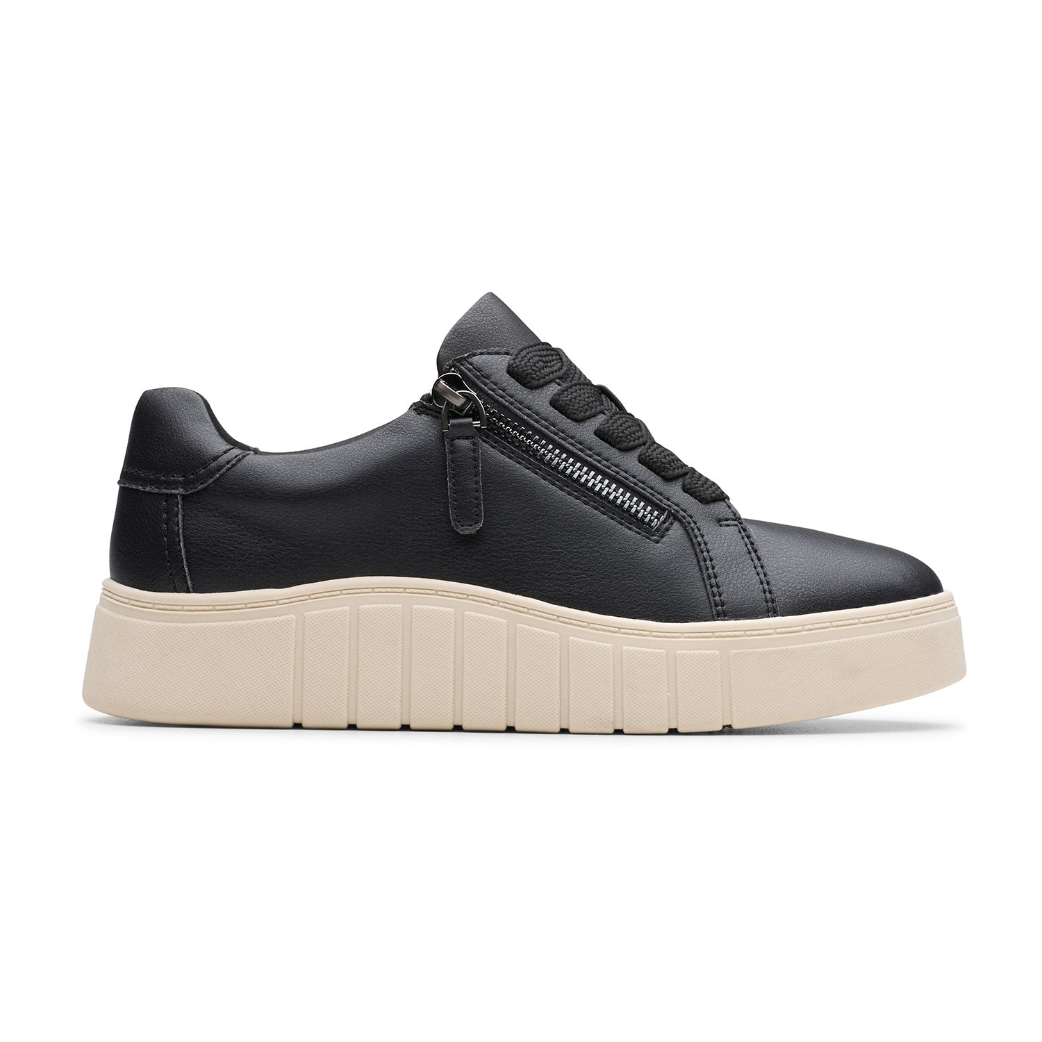 Clarks Mykah Joy Womens Round Closed Toe Slip-On Shoe