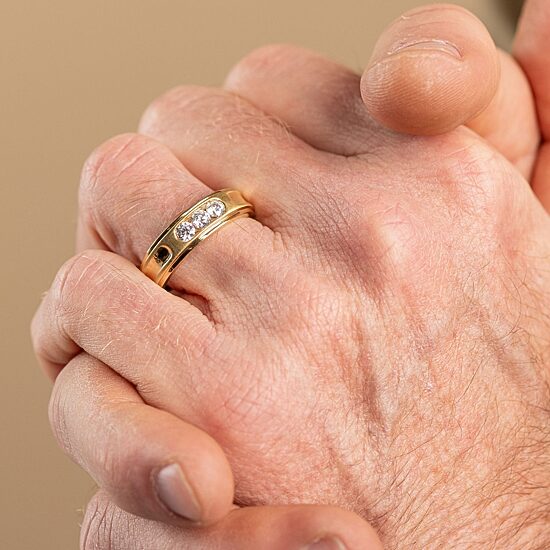(G / Si2) Mens 1/2 CT. T.W. Lab Grown White Diamond 10K Gold Wedding Engagement Ring