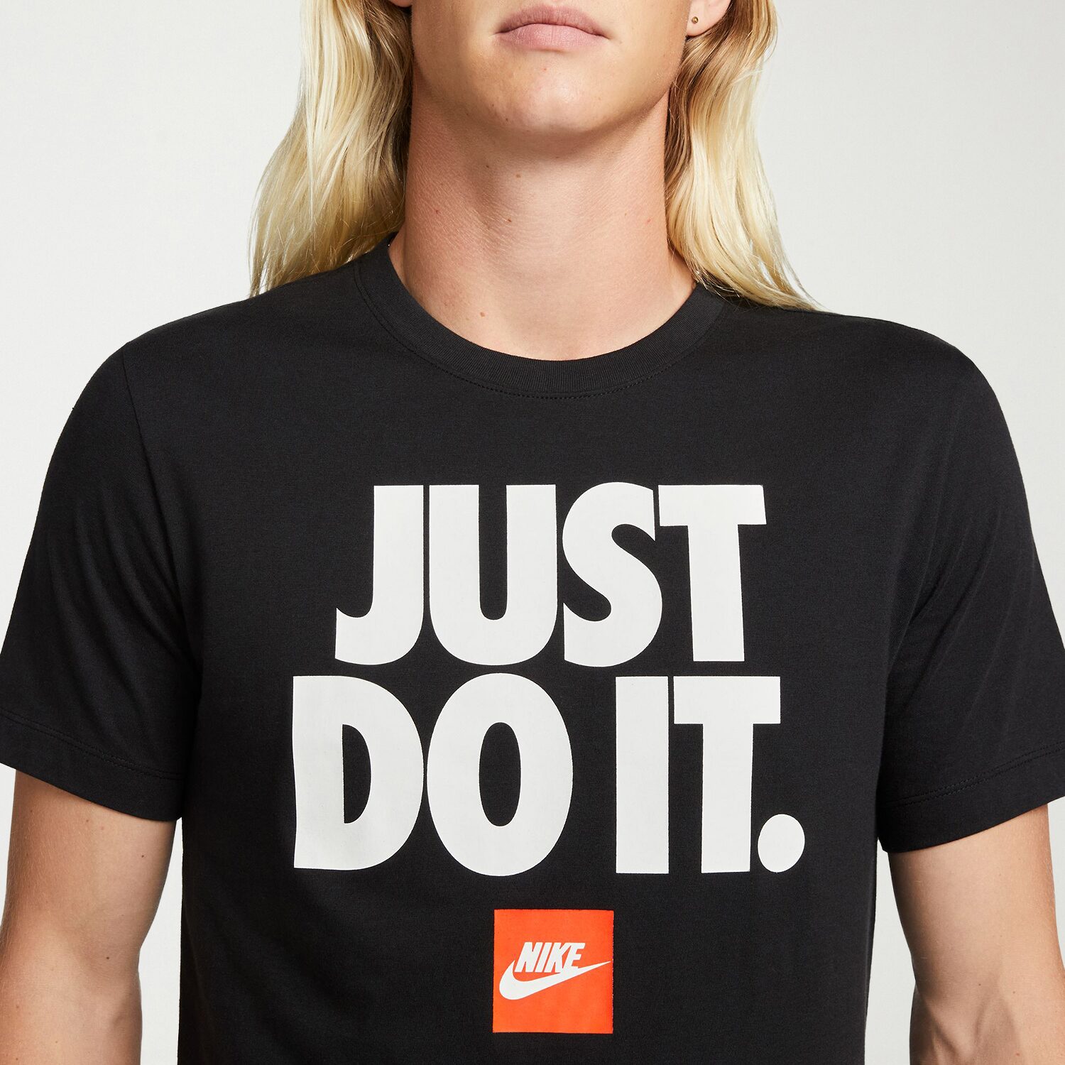 Nike Mens Crew Neck Short Sleeve Regular Fit Graphic T-Shirt