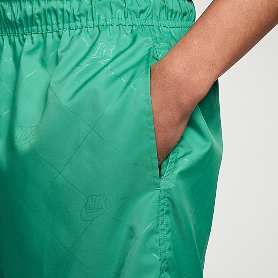 Nike Mens 6" Mid Rise Workout Shorts