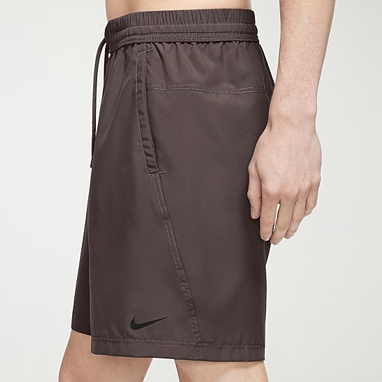Nike Form Mens 7" Mid Rise Quick Dry Workout Shorts