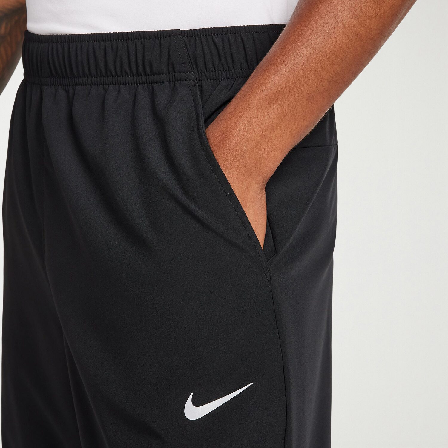 Nike Form Mens Quick Dry Straight Mid Rise Regular Fit Track Pant