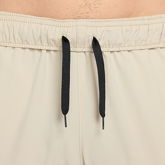 Nike Form Mens Quick Dry Straight Mid Rise Regular Fit Track Pant