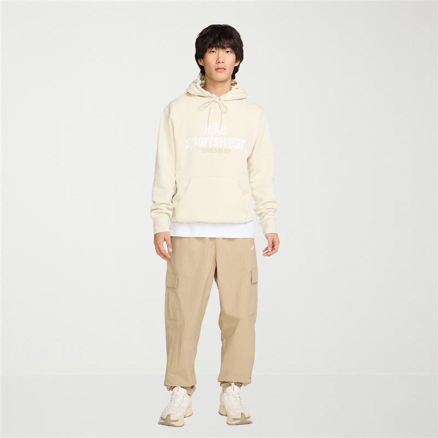 Nike Mens Cuffed Mid Rise Relaxed Fit Active Cargo Pant