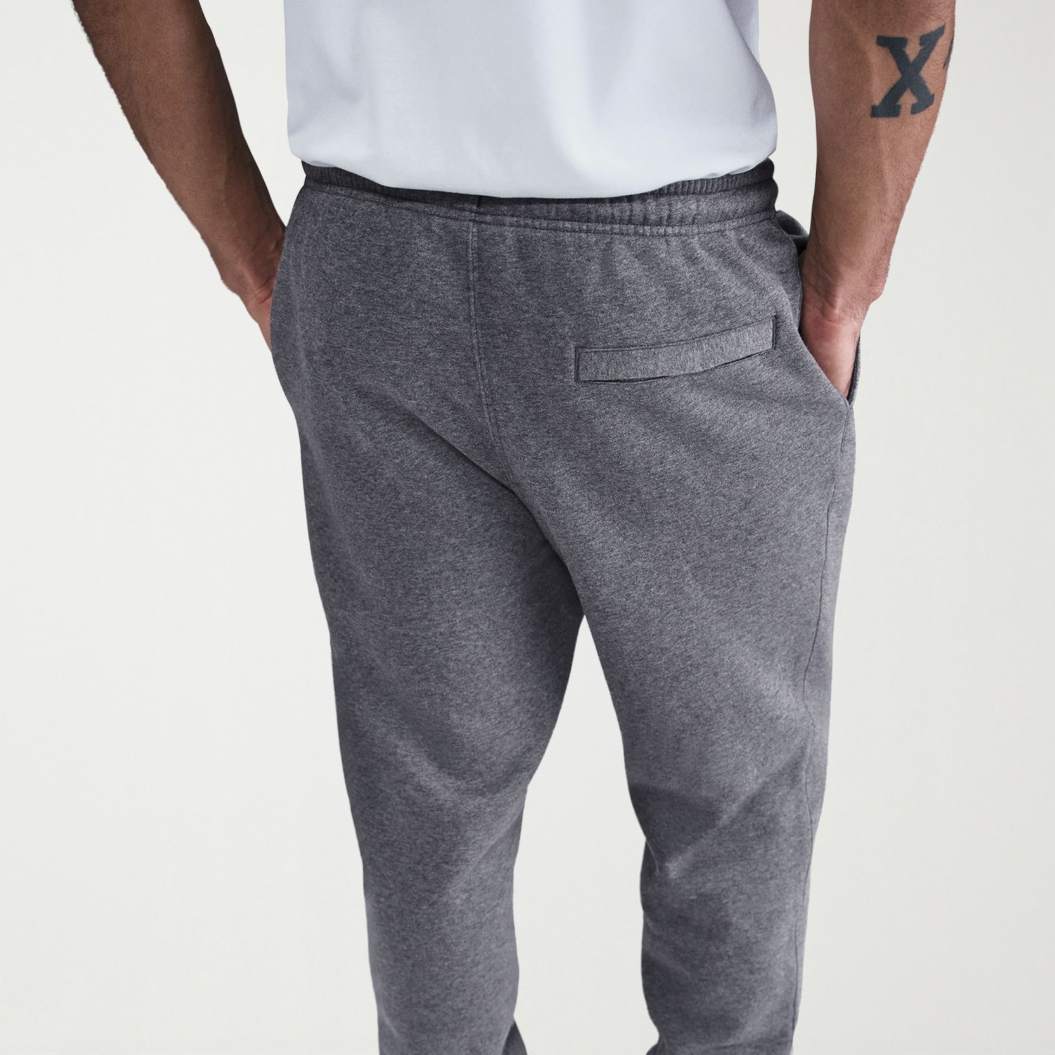 Nike Mens Cuffed Mid Rise Regular Fit Fleece Active Jogger Pant