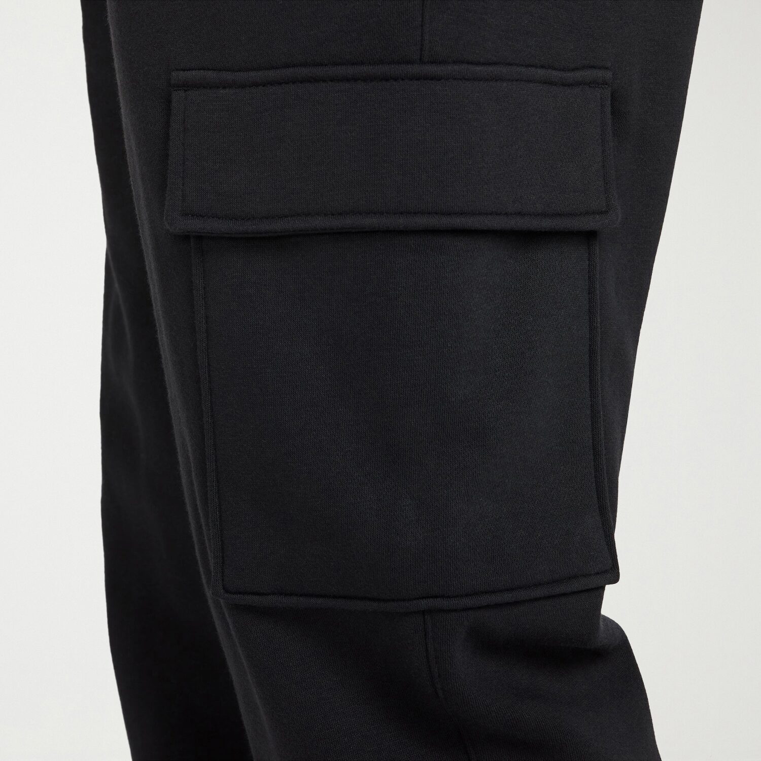 Nike Fleece Mens Cuffed Mid Rise Regular Fit Active Cargo Pant