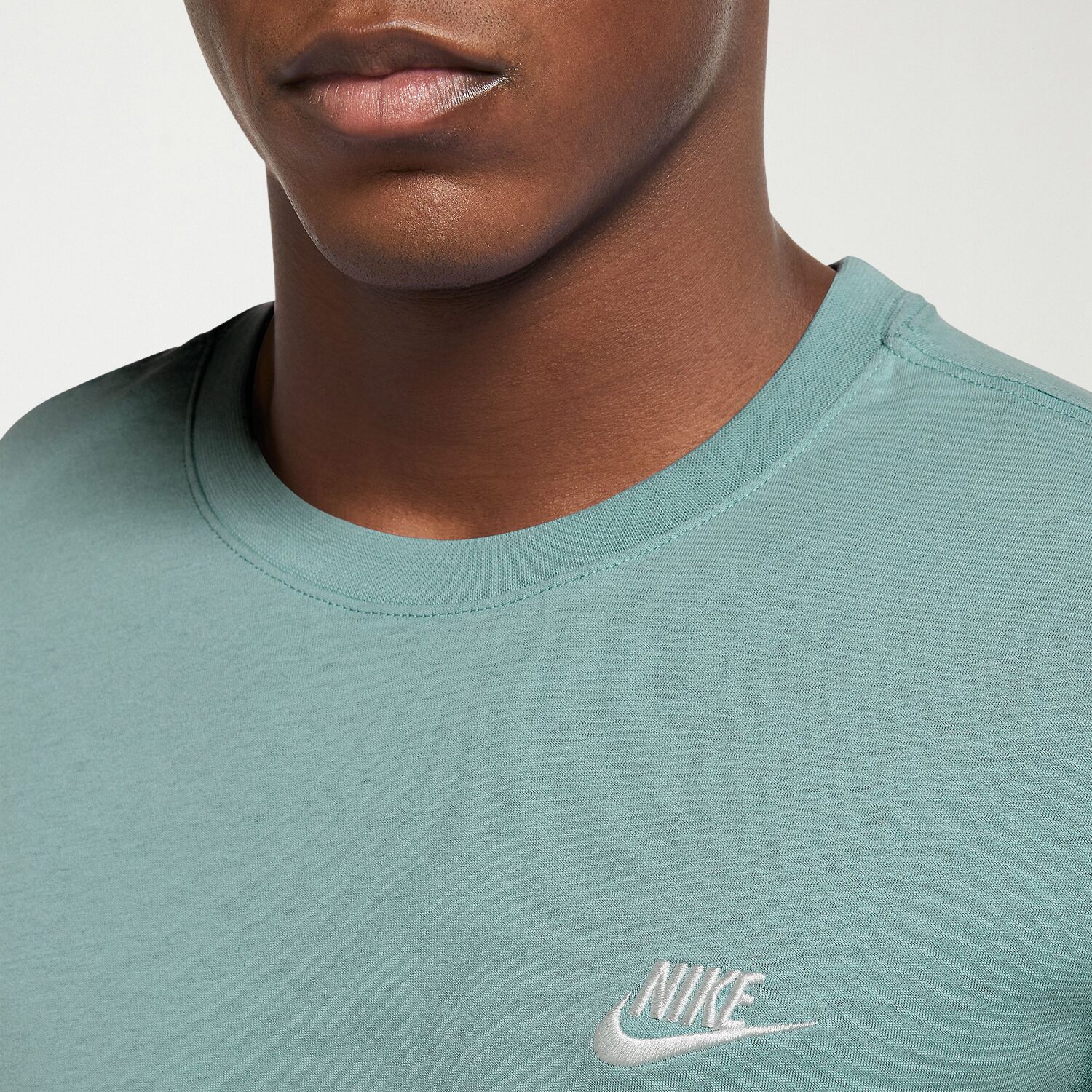 Nike Mens Crew Neck Short Sleeve Embroidered Active Big and Tall T-Shirt