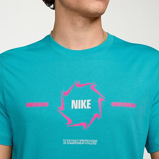 Nike Mens Crew Neck Short Sleeve Regular Fit Big and Tall Graphic T-Shirt