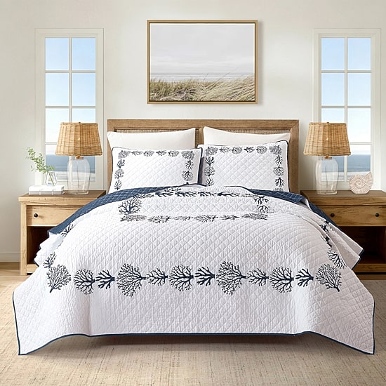 Modern Heirloom Tranquil Reef Cotton REVERSIBLE Quilt Set