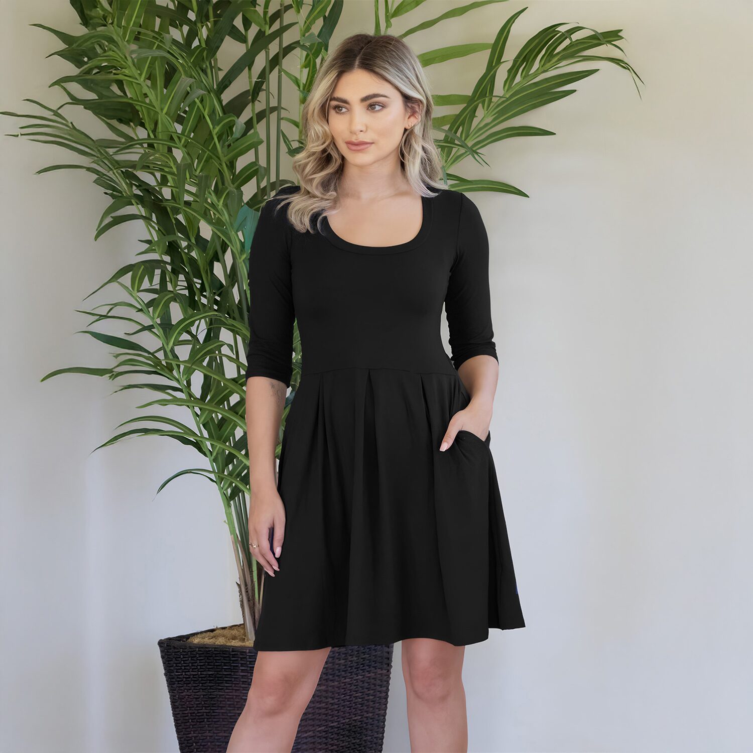 24seven Comfort Apparel Womens Scoop Neck Long Sleeve Fit + Flare Dress