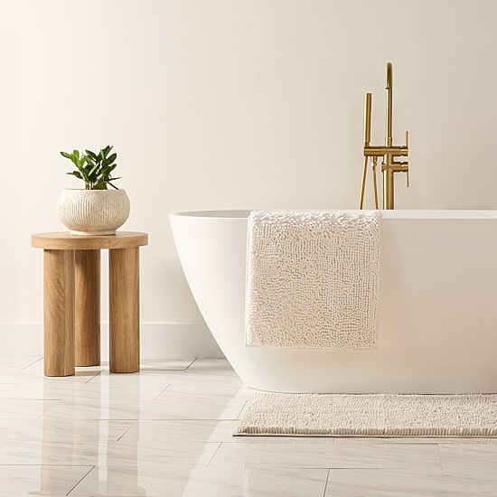Casual Comfort Chenille Bath Rug