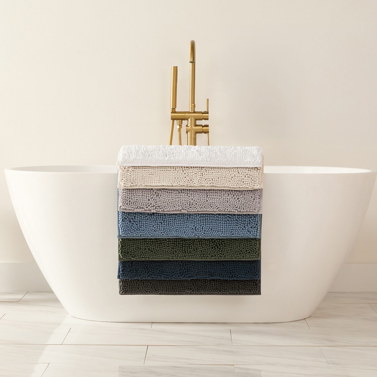 Casual Comfort Chenille Bath Rug