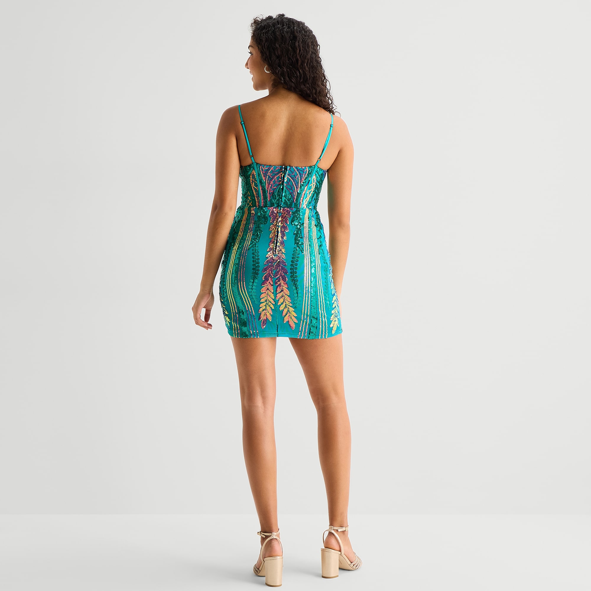 B. Darlin Womens Juniors V Neck Sleeveless Sequin Bodycon Dress