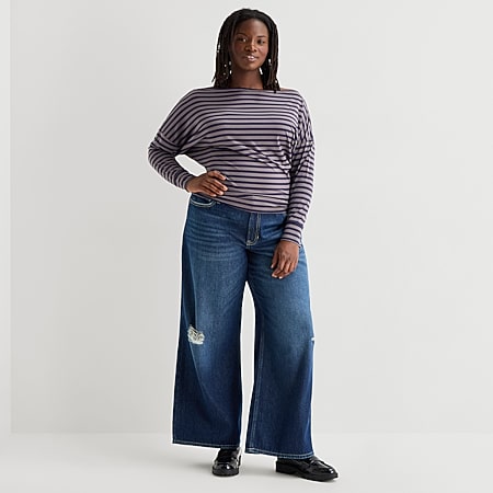 Arizona Womens Juniors Plus Low Rise Baggy Fit Jean, Color: Light