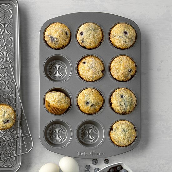 Taste of Home 12-cup Non-Stick Metal Muffin Pan