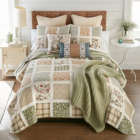 Donna Sharp Peach Rose 3-pc. Hypoallergenic Quilt Set