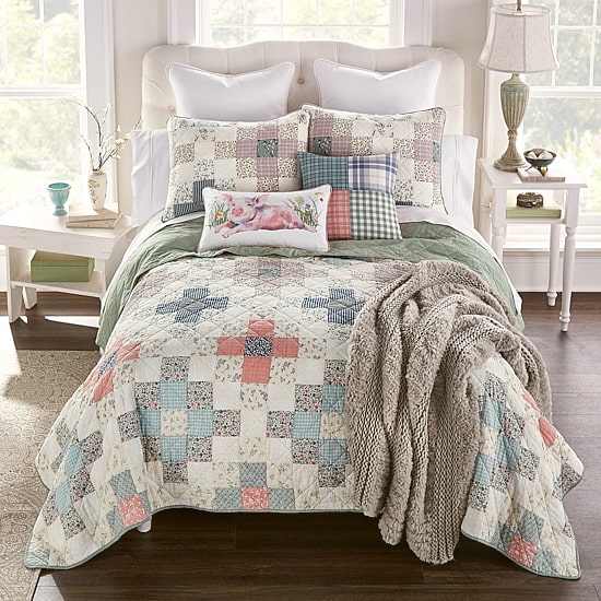 Donna Sharp April Patch 3-pc. Hypoallergenic Quilt Set
