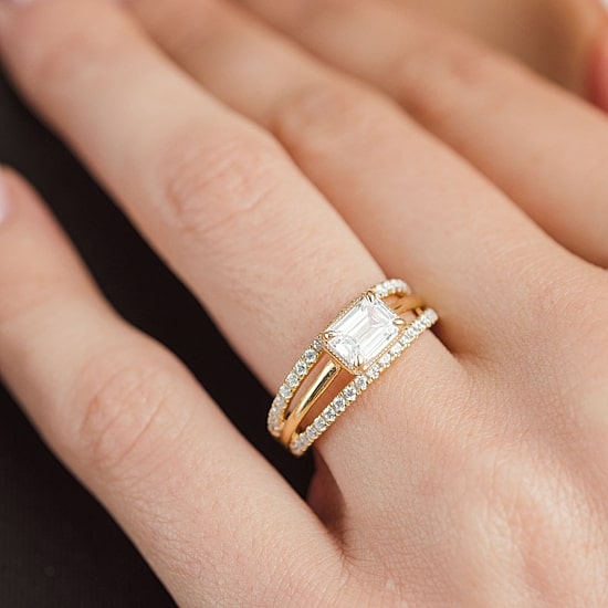 (Si2 / G) Womens 1 1/2 CT. T.W. Lab Grown White Diamond 10K Gold Cocktail Ring