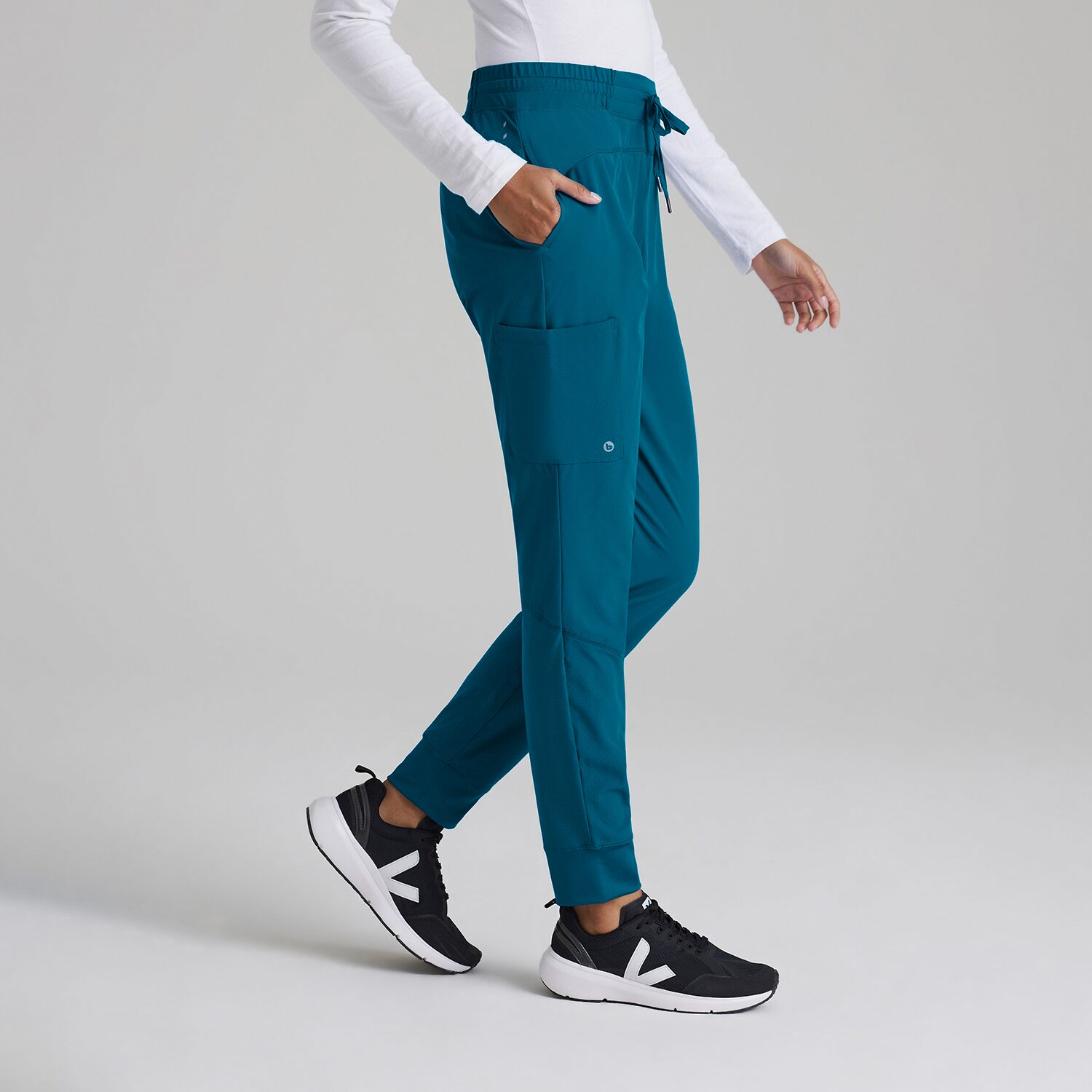 Barco One Bop513 Boost 3-Pocket Mid-Rise Jogger Womens Scrub Pant
