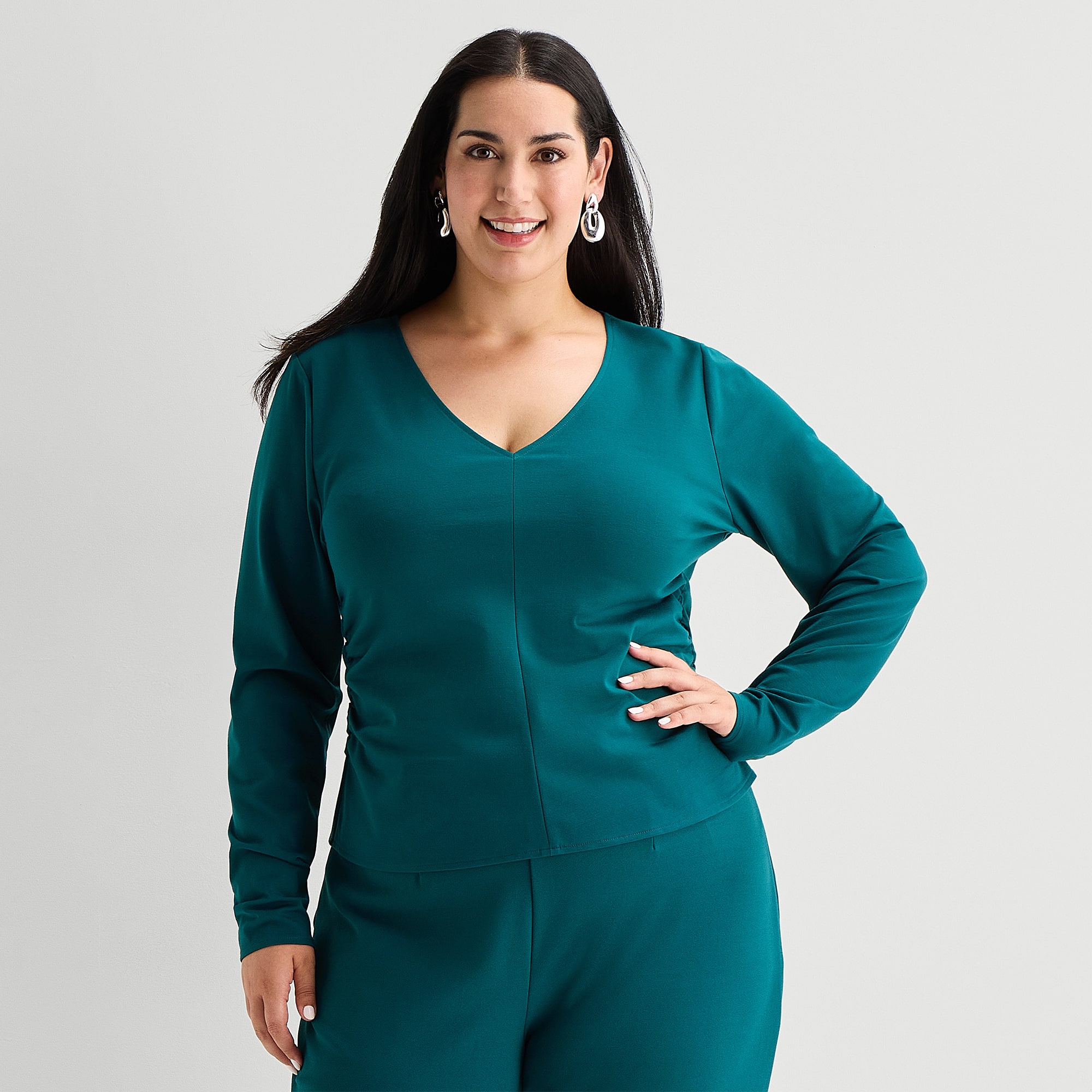 Bold Elements Womens Plus V Neck Long Sleeve Blouse