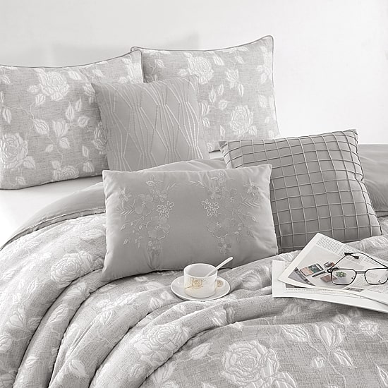 Stratford Park Lenna Floral 7-pc. Easy Care Comforter Set