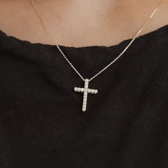 (G/Si2) Womens 1/4 CT. T.W. Lab Grown White Diamond 10K Gold Cross 18 Inch Pendant Necklace