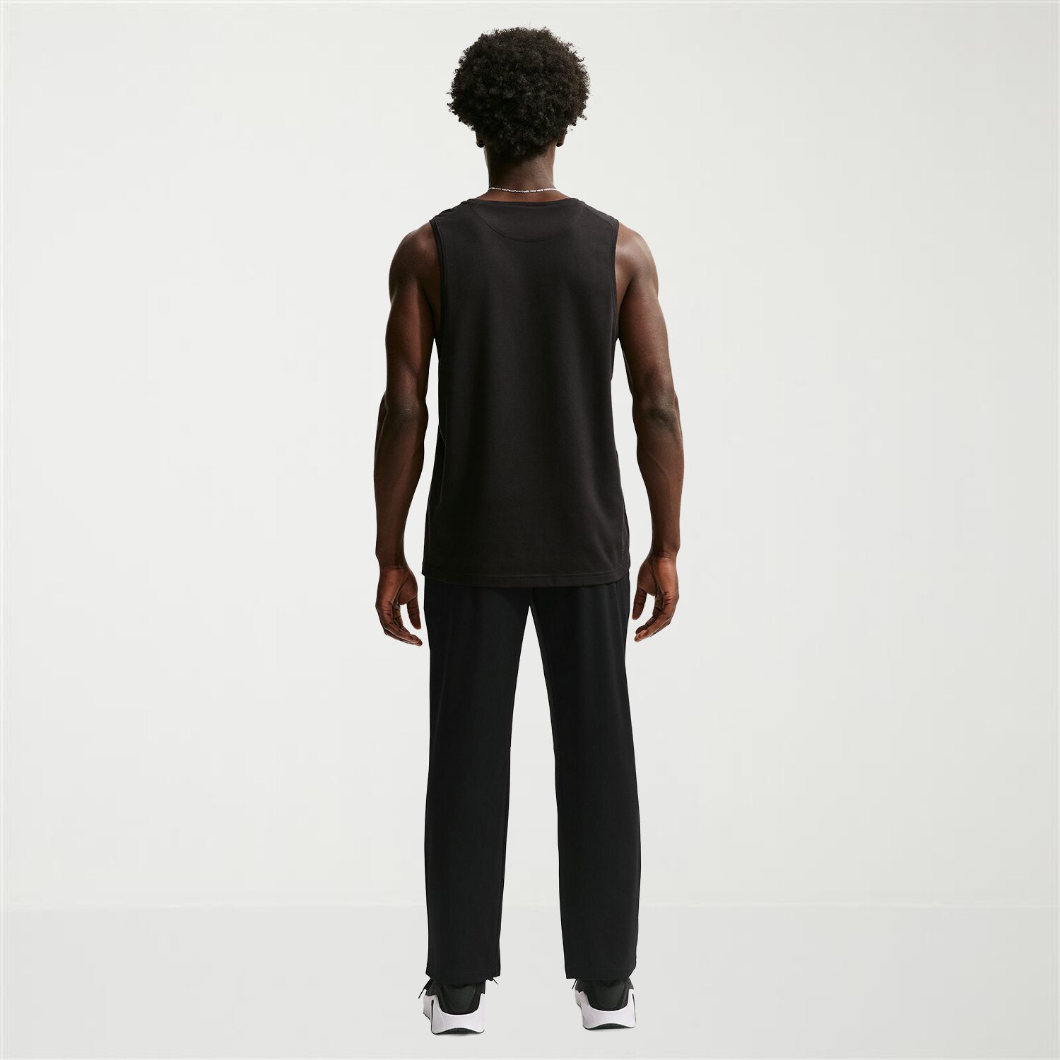 Nike Totality Mens Quick Dry Straight Mid Rise Regular Fit Track Pant