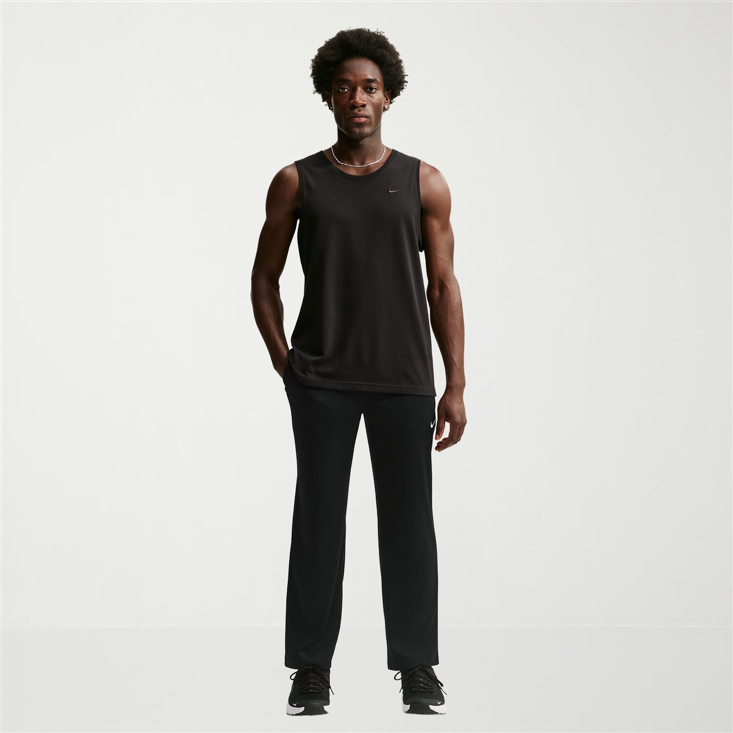 Nike Totality Mens Quick Dry Straight Mid Rise Regular Fit Track Pant