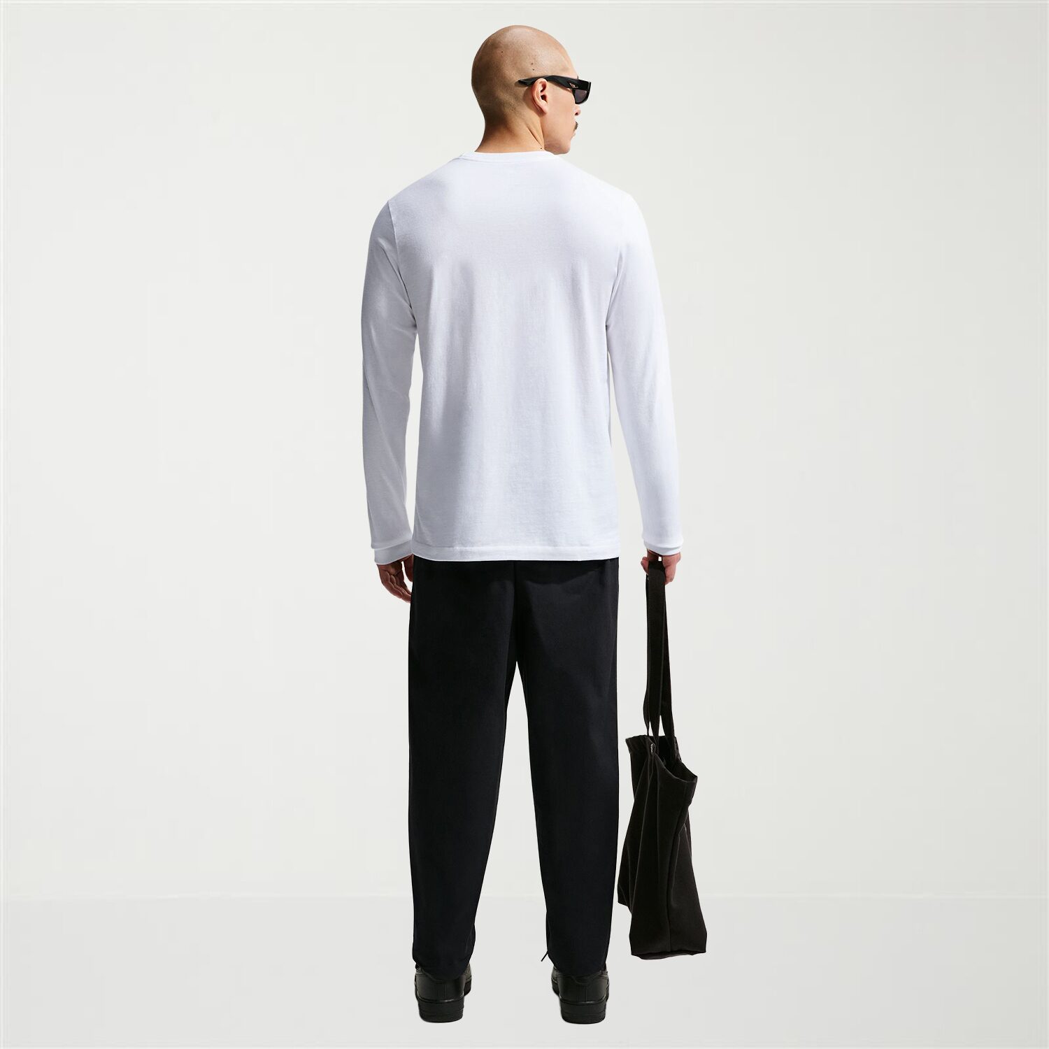 Nike Club Mens Crew Neck Long Sleeve Quick Dry Embroidered Active Big and Tall T-Shirt