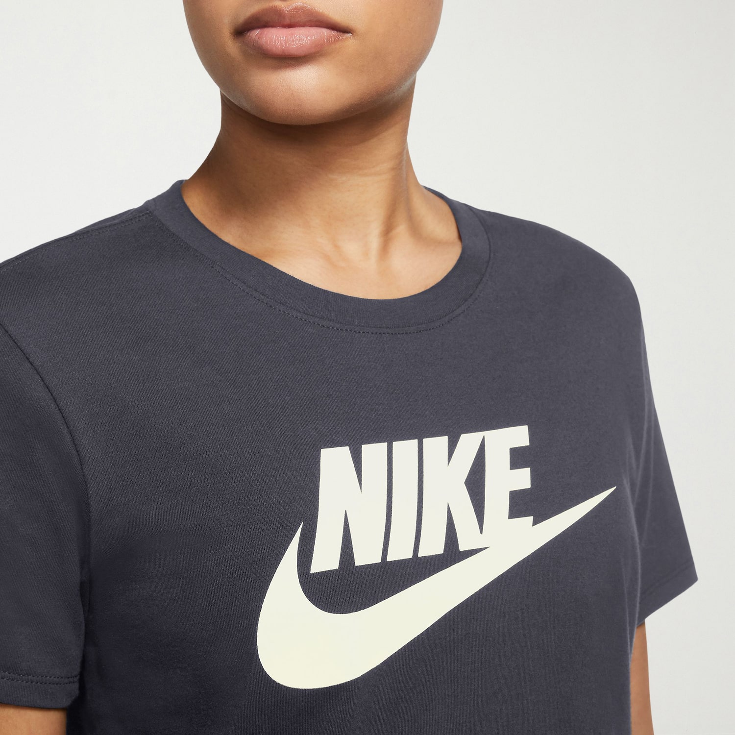 Nike Womens Active T-Shirt