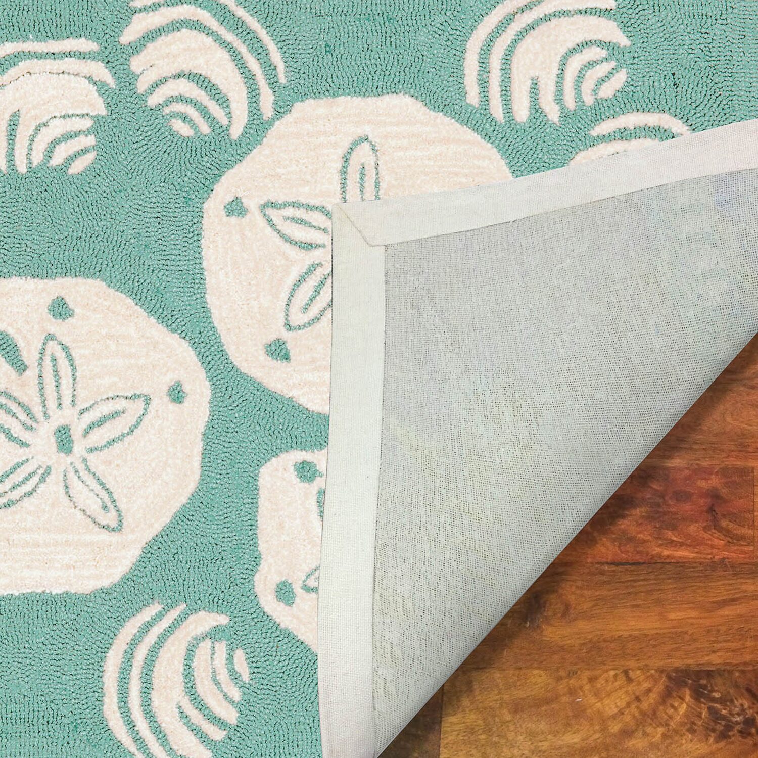 Liora Manne Frontporch Shell Toss Hand Tufted Washable Indoor Outdoor Rectangular Accent Rug