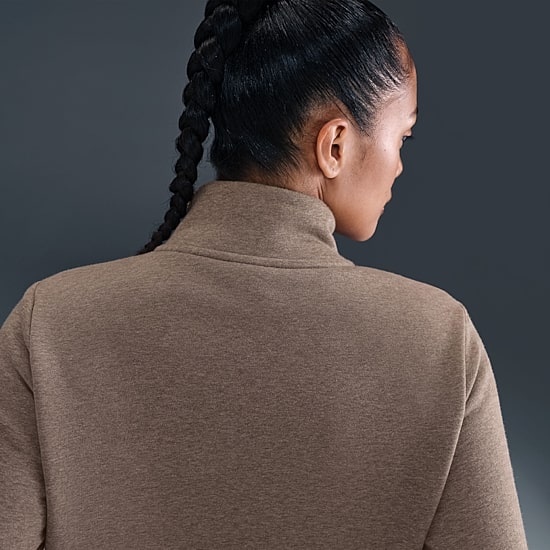 Nike Womens Mock Neck Long Sleeve Active Quarter-Zip Pullover