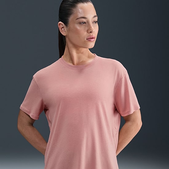 Nike Womens Crew Neck Short Sleeve Quick Dry Active T-Shirt