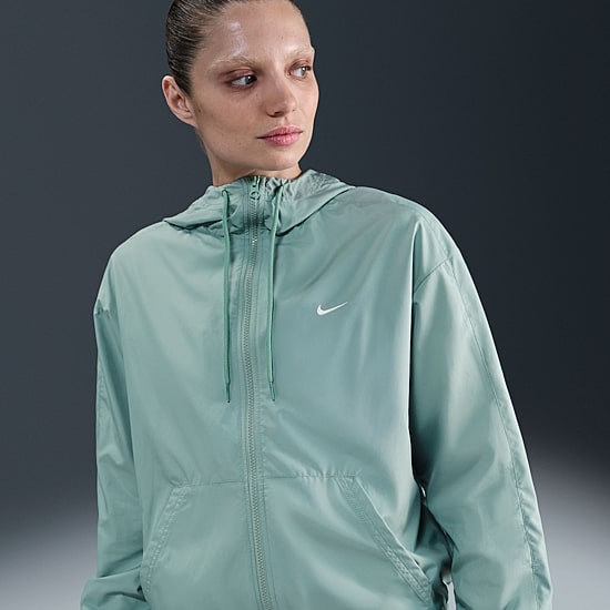 Nike Womens Lightweight Windbreaker