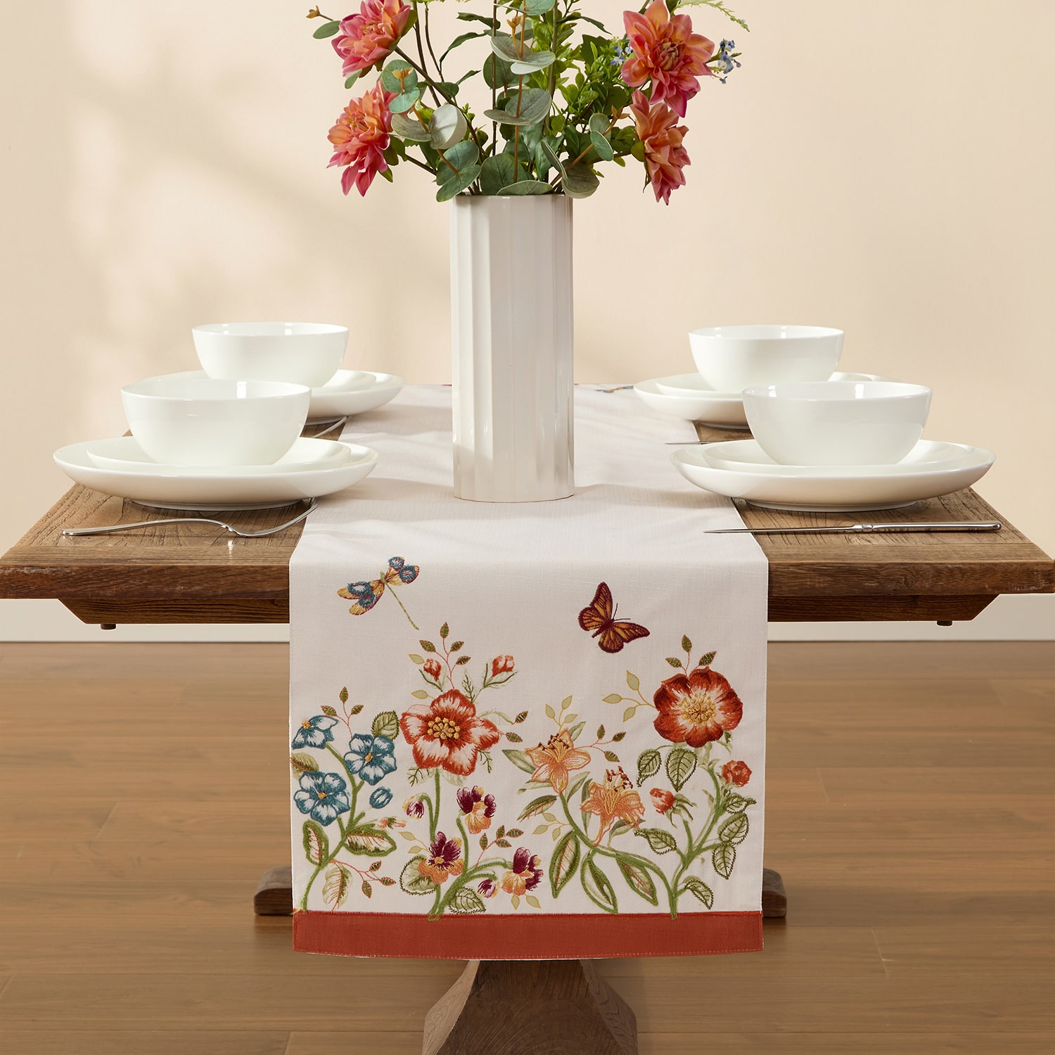 Lenox Bats And Web Lace Table Runner