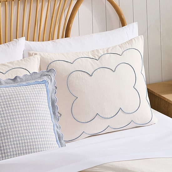 Peri Home Daydream Scallop 3-pc. Embroidered Duvet Cover Set