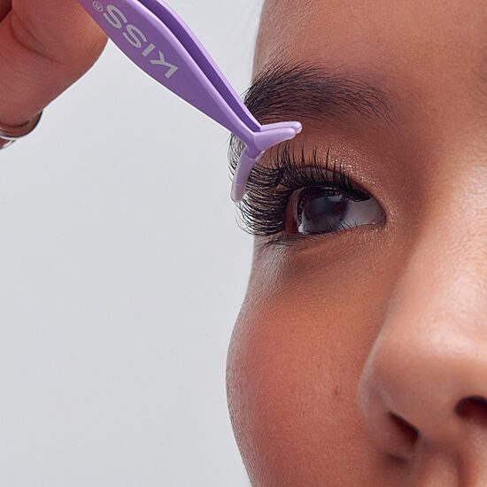 Kiss Lashes Impress Press-On Falsies Eyelash Clusters Natural