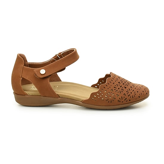 TARYN by TARYN ROSE Puncha Womens Round Closed Toe Ballet Flats