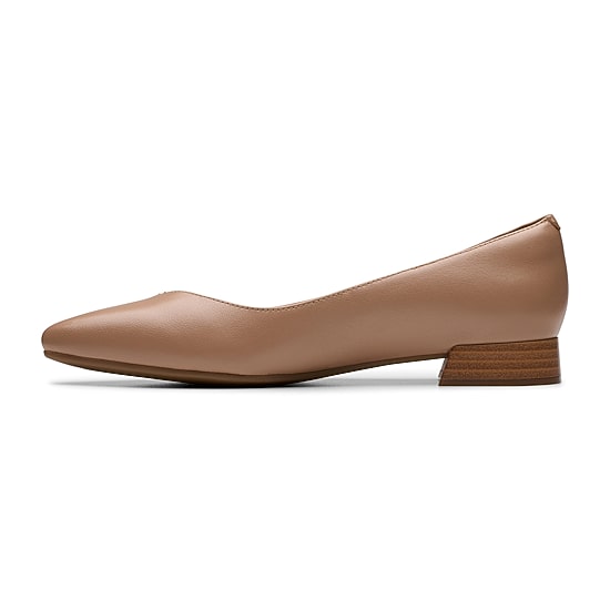 Clarks Natalyn Wish Womens Pointed Closed Toe Slip-On Shoe