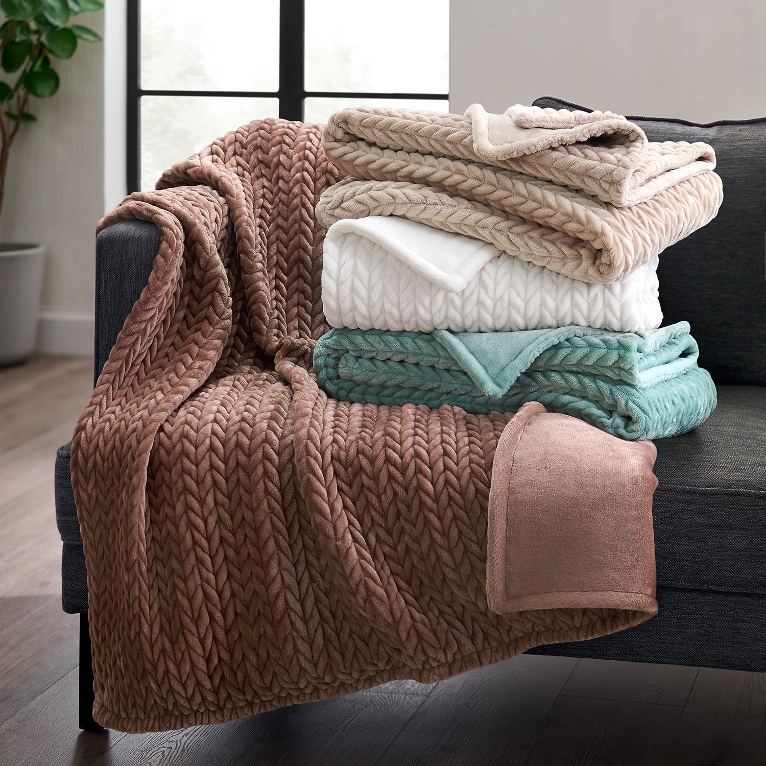 Fieldcrest Chenille Plaid Throw