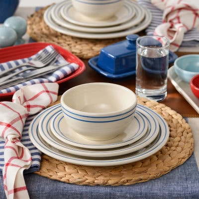 Fiesta Americana Lapis Band Classic Rim 4-pc. Luncheon Plate