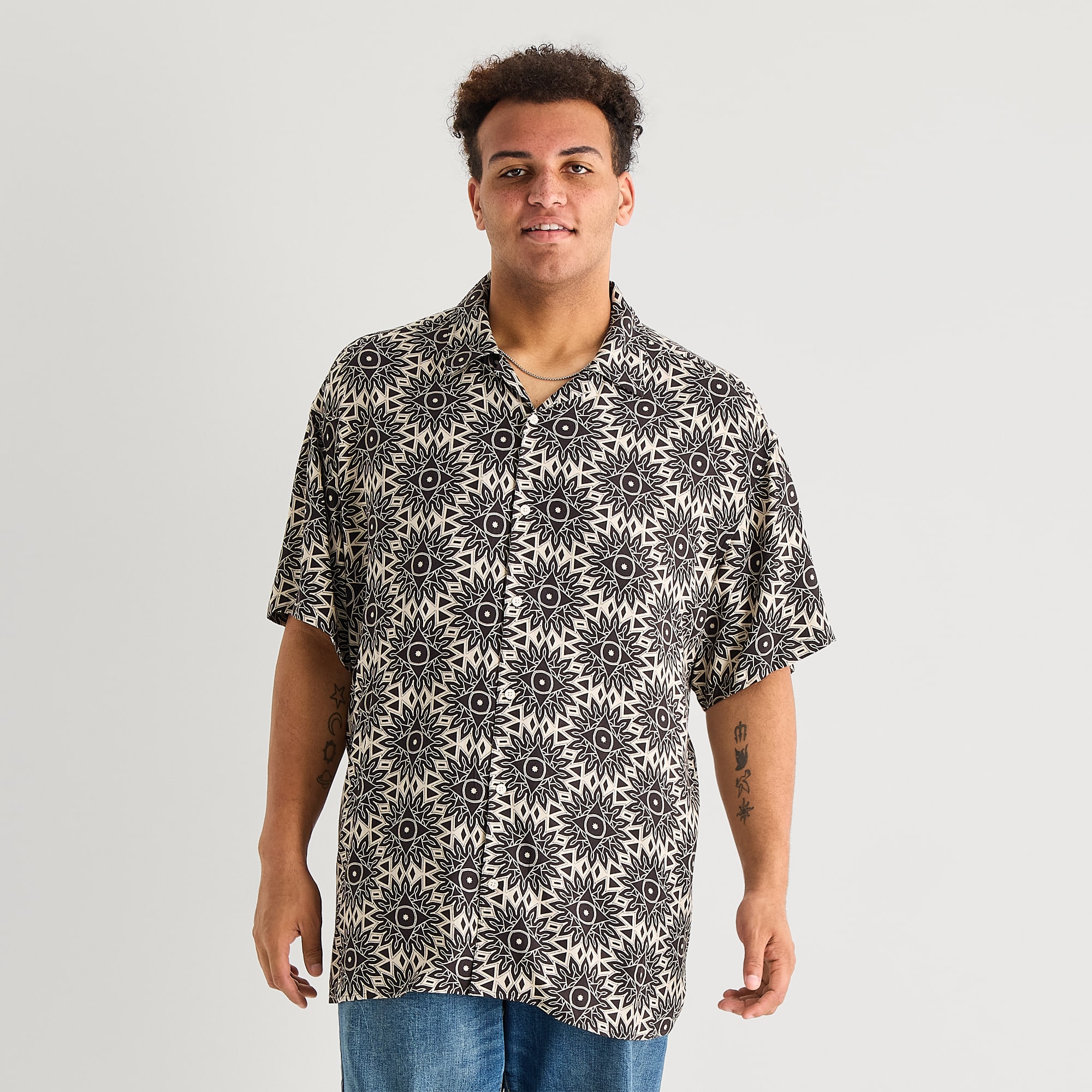 Arizona Mens Short Sleeve Boxy Fit Big and Tall Button-Down Shirt